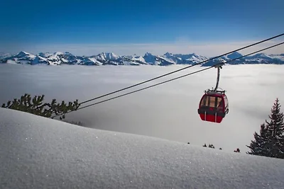Berghütte in Alpen nahe Skipisten