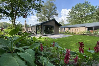 Ferienhaus in Maarn mit Terrasse