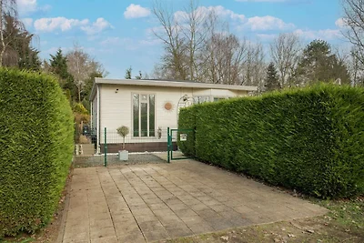 Chalet accogliente con comode terrazze a Hoek