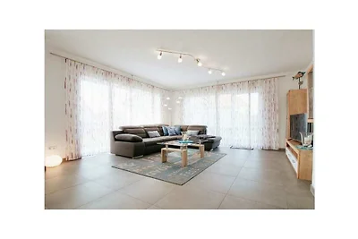 Villa mit 2 Schlafzimmer