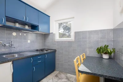 Seafront Six Bedroom Modern Villa with Pool...