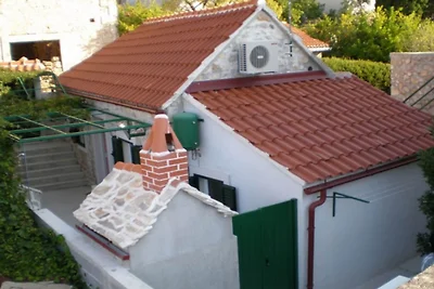 Menego Lodge Bol - Holiday Home with Terrace