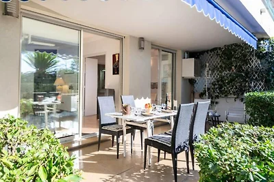 Apartment in Palm Beach mit privatem Garten