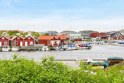 4 Personen Ferienhaus in Rönnäng-By Traum