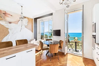 Wohnung in Nizza mit Meerblick-Balkon