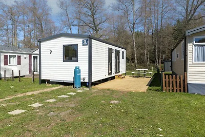 Premium-Wohnwagen in Érezée mit Terrasse