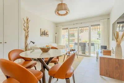 Helle, klimatisierte Wohnung mit Meerblick –...