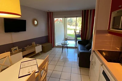 Schöne Wohnung mit Pool in Moliets-et-Maa