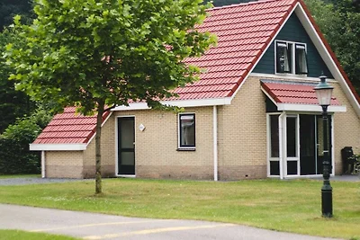 Bungalow in Hoge Hexel mit Schwimmbecken
