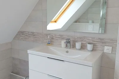 Komfortables Ferienhaus mit Whirlpool in...