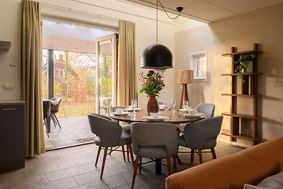 Bella villa con veranda a 4 km da Maastricht