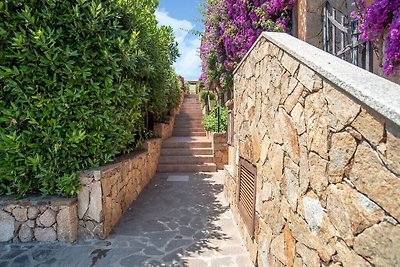 Apartment in a quiet residence 300 mt from th...