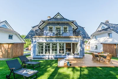 Ferienhaus in Born a. Darß mit Sauna