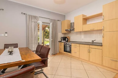 Wonderful Krk Island Stay: Shared Pool, Grill...