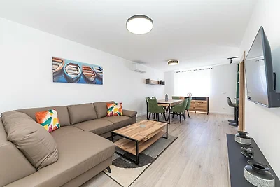 Two Bedroom Apartment with Sea View and...