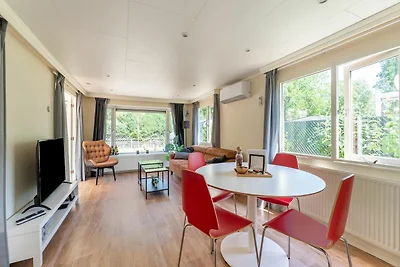 Chalet in Grenspark Kalmhoutse Heide nabij...