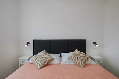 Spacious Luxury Trogir Apartments - Standard ...