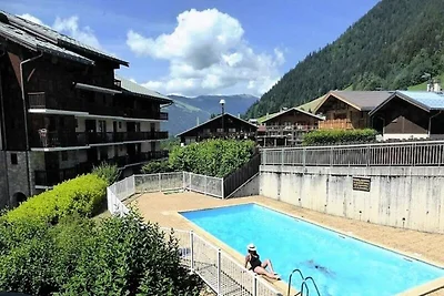 Apartment in einem Dorf mit Sommerpool