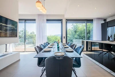 Huis in Mandelieu met uitzicht op verwarmd...