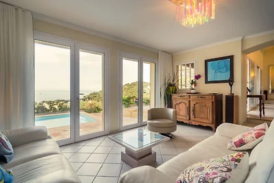 Hübsches Haus mit Meerblick an den Hyères