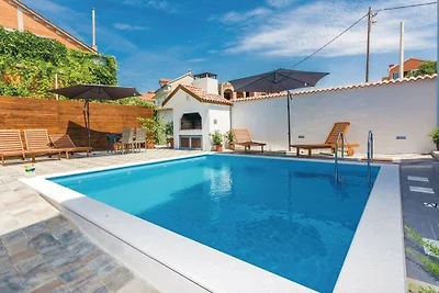 Villa mit 1 Schlafzimmer