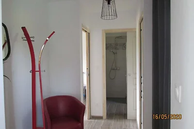 Komfortables Ferienhaus in der Nähe des Sees