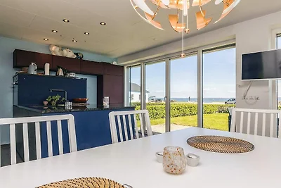 6 person holiday home in Thyholm-By Traum