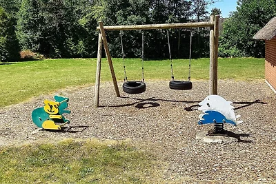12 Personen Ferienhaus in Væggerløse-By Traum