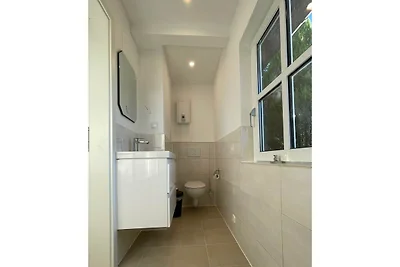 Moderne Wohnung mit Terrasse.
