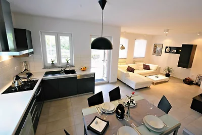 Villa Gea - Three Bedroom with Swimming Pool