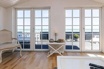 Strandschonheit in Hasmark -- By Traum...