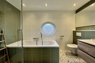 Eleganter Bungalow am Wasser für 6 Personen