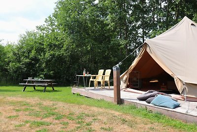 Schönes Safarizelt in Twijzel mit Terrasse