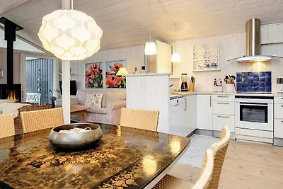 4 Sterne Ferienhaus in Blokhus-By Traum