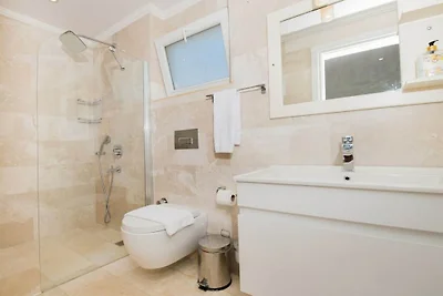 Villa in Kalkan met zwembad