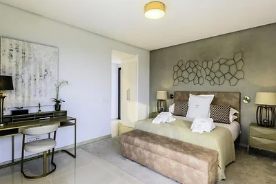 Villa in Monte Mayor mit beheiztem Pool