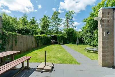 Bungalow in Sint Maartenszee am Strand