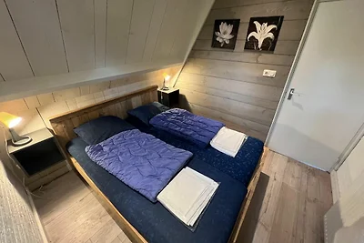 Doppelhaushälfte Bungalow 'Muizenoortje'