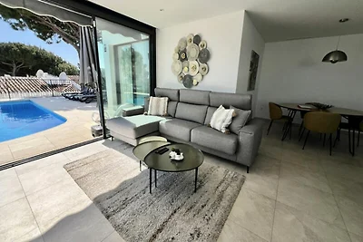 Villa in La Cala de Mijas mit Pool