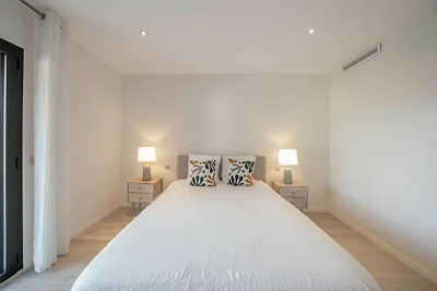 Klimatisierte Villa – 8 Schlafzimmer/17 Perso...