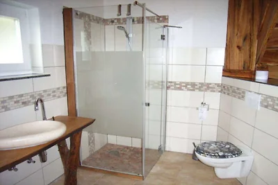 Casa de vacaciones en Jebel con piscina.