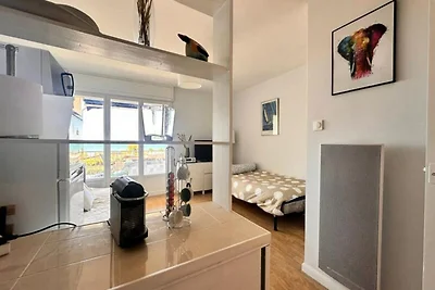 Wohnung in Grau du Roi mit Meerblick