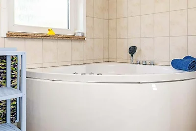 6 Personen Ferienhaus in Hals-By Traum
