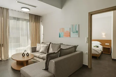 Elegante Familienvilla mit Pool in Syvota