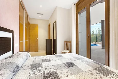 Villa a Lloret de Mar con piscina privata