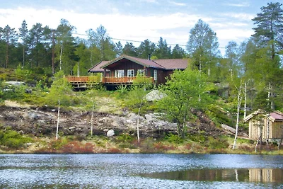 8 Personen Ferienhaus in BJELLAND-By Traum