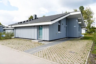 Ferienhaus mit Sauna im Ferienpark Mirow