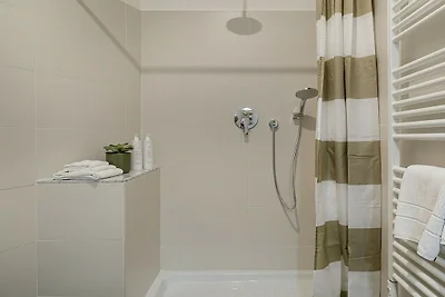 Deluxe Apartment - Green - Locazione