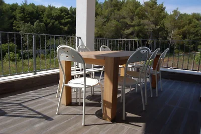 Modernes Ferienhaus mit Terrasse