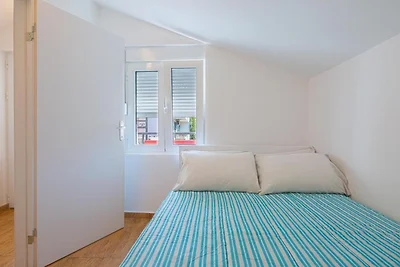 One Bedroom Apartment 1